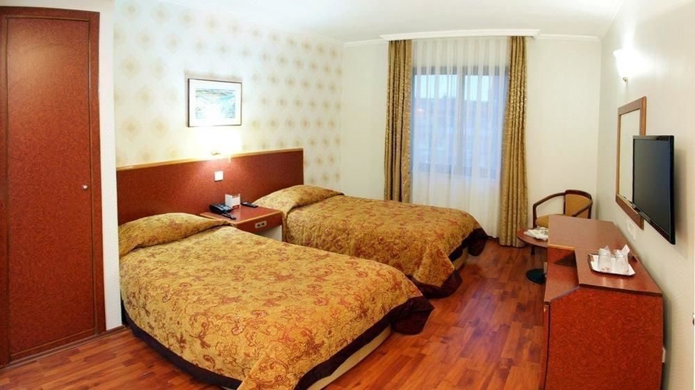 Отель Orient Mintur 3*